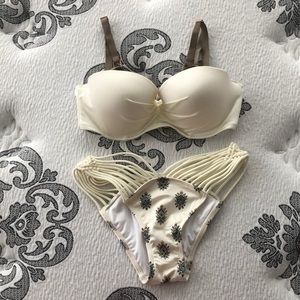 NWOT Victoria’s Secret Bikini Set, 36C/ M